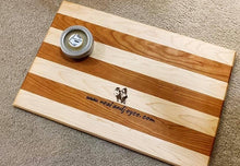 Load image into Gallery viewer, Simple Maple and Cherry Board 16x12