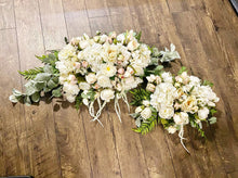 Load image into Gallery viewer, Arch rental (square/gable style)